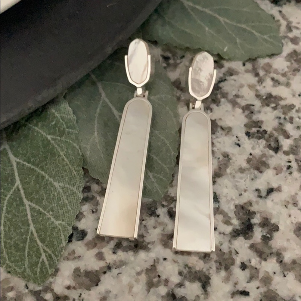 KENDRA SCOTT EARRINGS